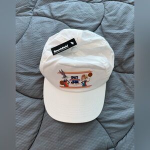 NWT Beechfield White Space Jam Cap one size - 100 % cotton